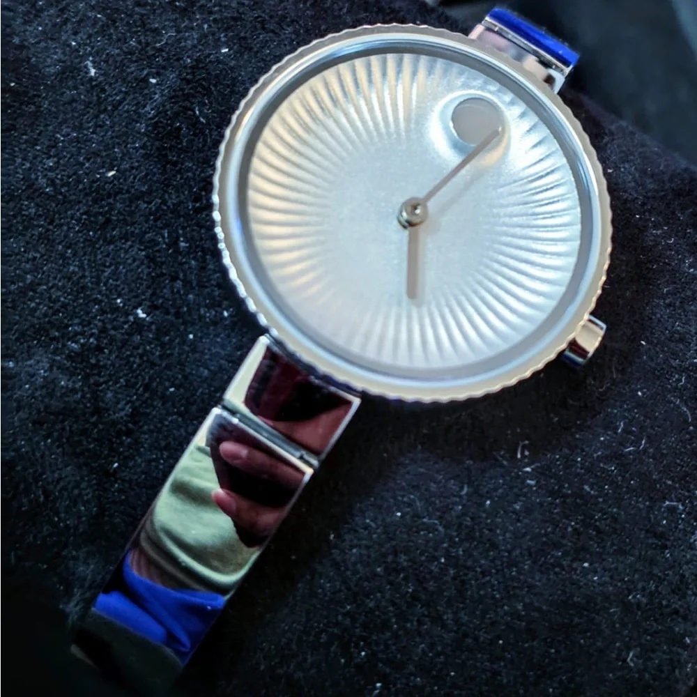 Movado Edge 28mm Swiss Made Women's Bracelet Watch Box and Papers